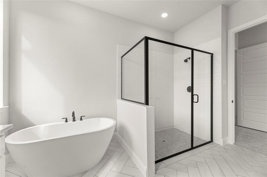 18. 317 Bay Laurel - Closet