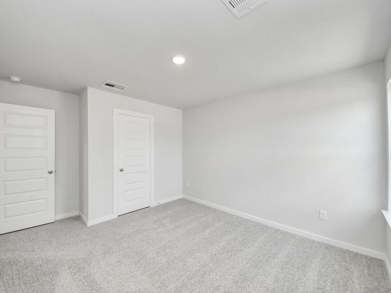 Spacious, unfurnished interior of a new home in Liberty Estates, Cleveland (Image 35).