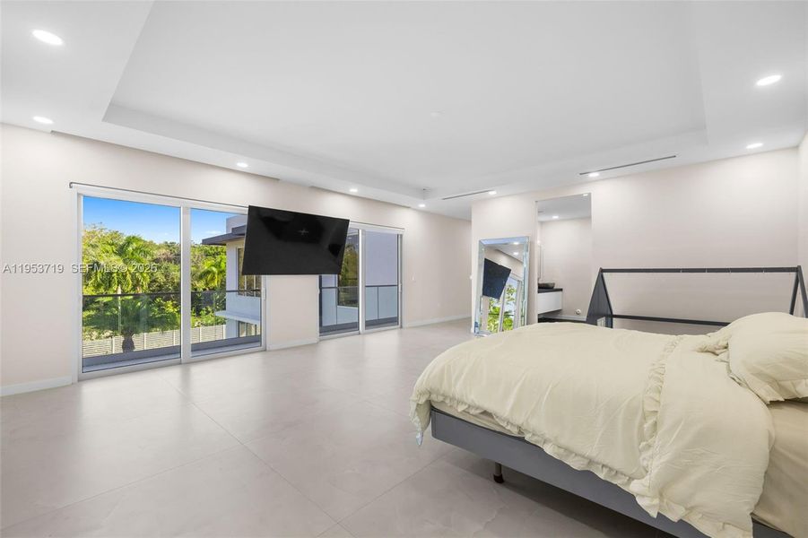 Furnished interior view inside a new home in , Palmetto Bay (Image 35).