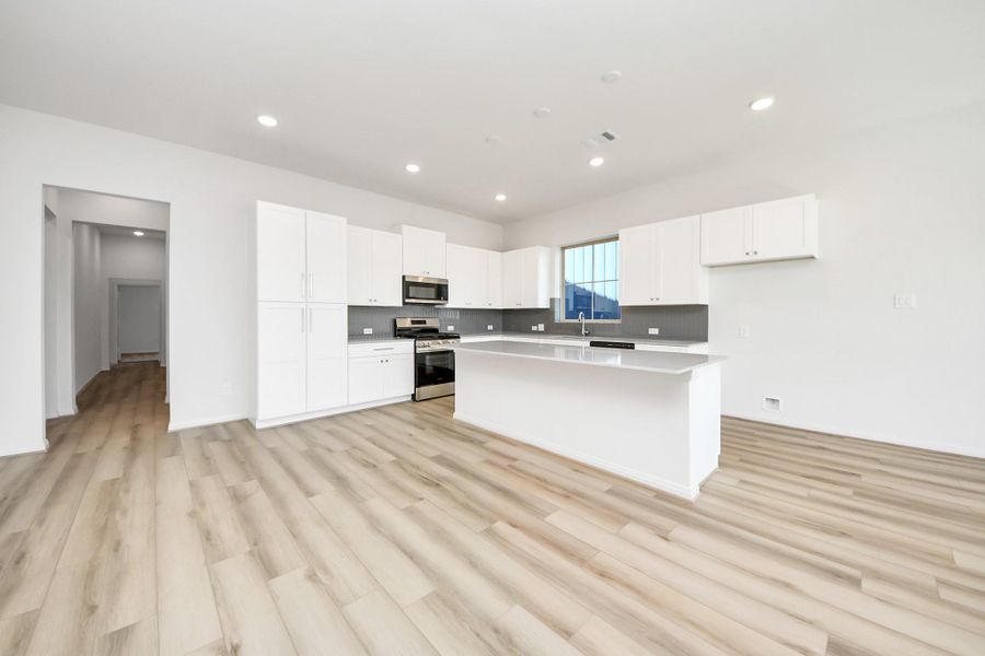 Photos are representative and may not reflect the exact unit.