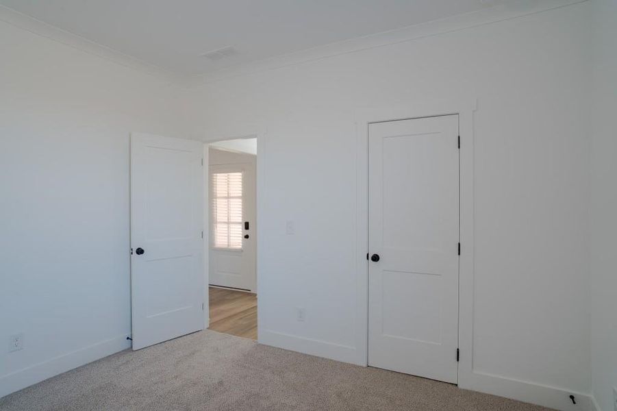 Spacious, unfurnished interior of a new home in Magnolia Ridge, Monroe (Image 42).