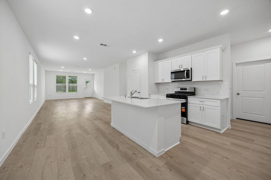 Furnished interior view inside a new home in Mavera, Conroe (Image 7).