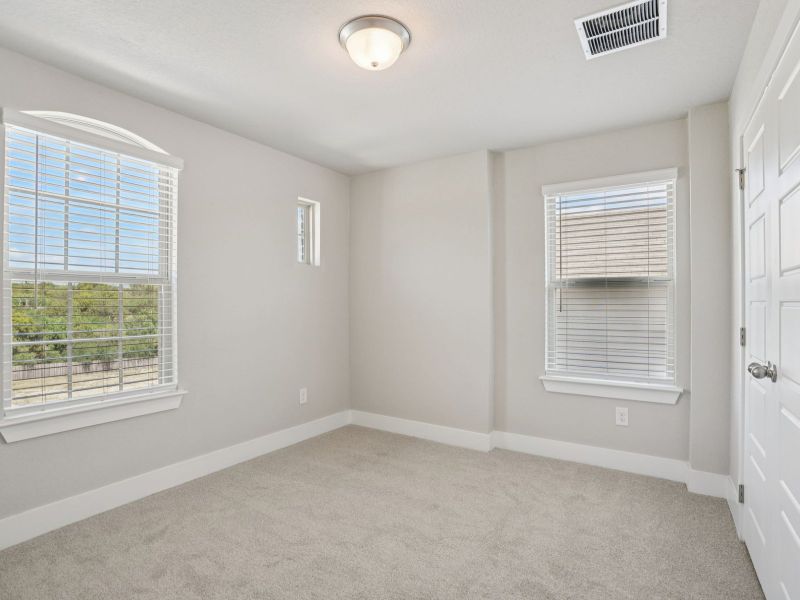 Secondary Bedroom in the San Jacinto floorplan at a Meritage Homes community. Secondary Bedroom in the San Jacinto floorplan at a Meritage Homes community.