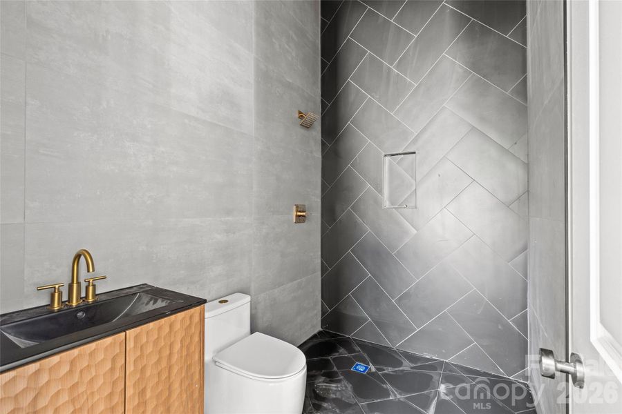 Image 39 of a home in .