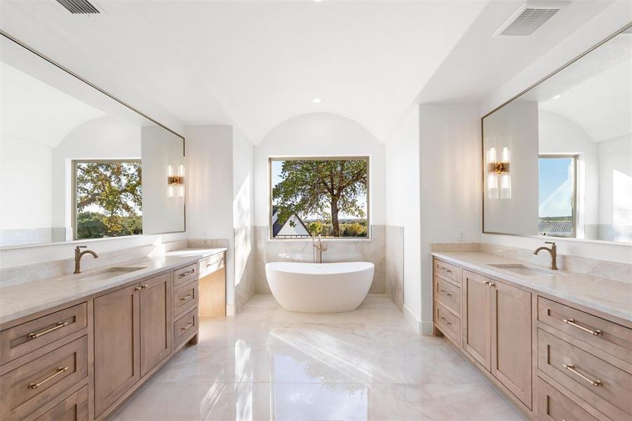 Furnished interior view inside a new home in , Weatherford (Image 11).