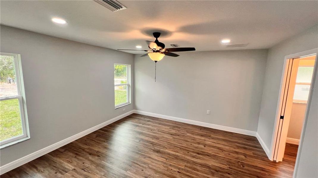Spacious, unfurnished interior of a new home in , Brooksville (Image 27).