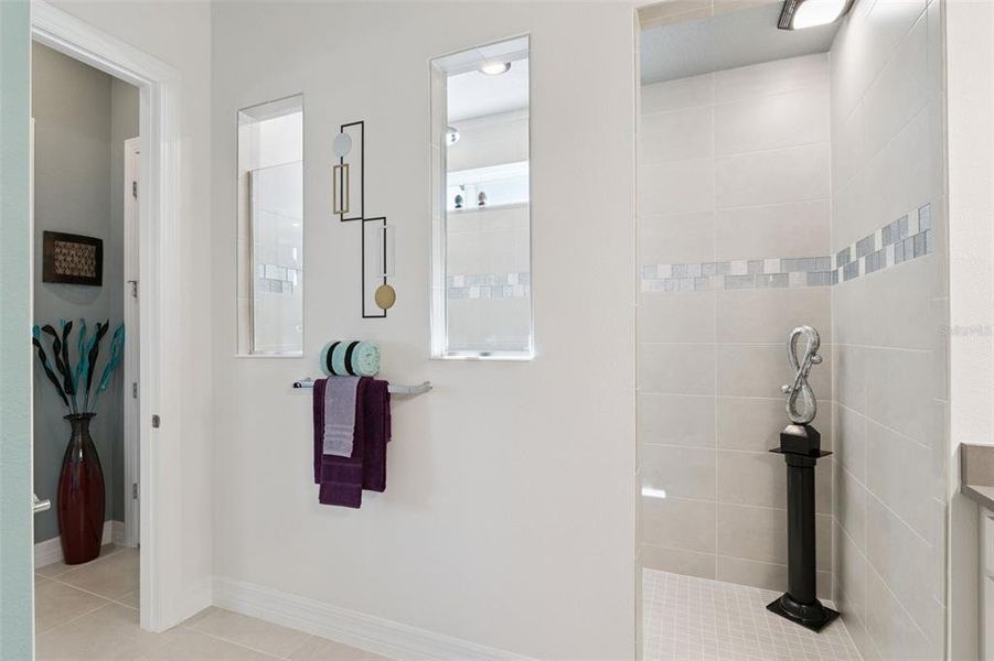 Furnished interior view inside a new home in , Minneola (Image 28).