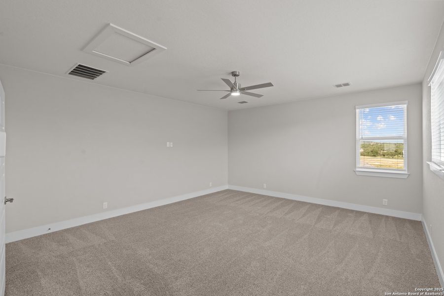 Spacious, unfurnished interior of a new home in Esperanza – New Phase Now Selling, Boerne (Image 19). Spacious, unfurnished interior of a new home in Esperanza – New Phase Now Selling, Boerne (Image 19).
