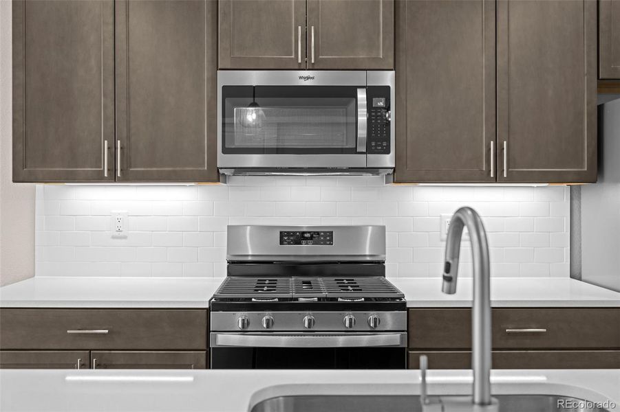 Close-up of interior finishes inside a home in Ralston Creek, Arvada (Image 16).