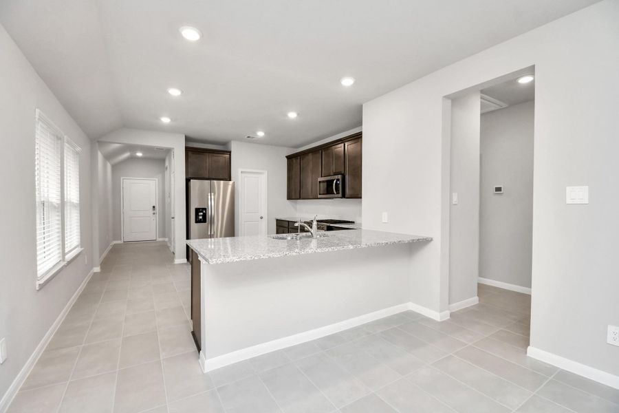 Furnished interior view inside a new home in Montgomery Ridge: Founders Collection, Montgomery (Image 11).