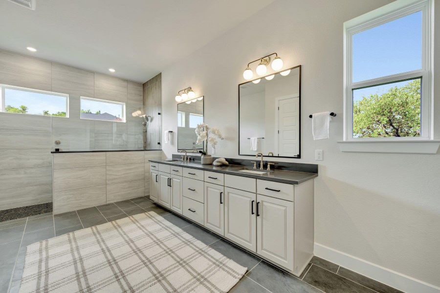 Owner's Bathroom (Staged)