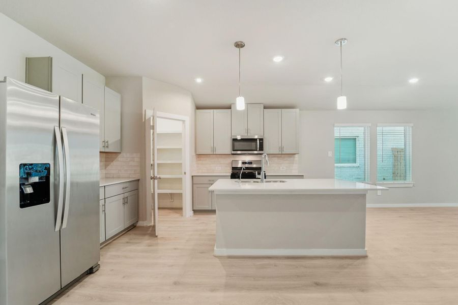 Furnished interior view inside a new home in Stewart's Ranch, Conroe (Image 14). Furnished interior view inside a new home in Stewart's Ranch, Conroe (Image 14).