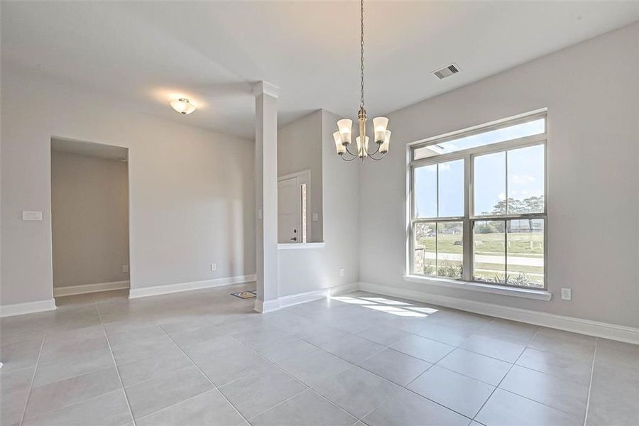 Spacious, unfurnished interior of a new home in Pine Ridge, Beverly Hills (Image 10).