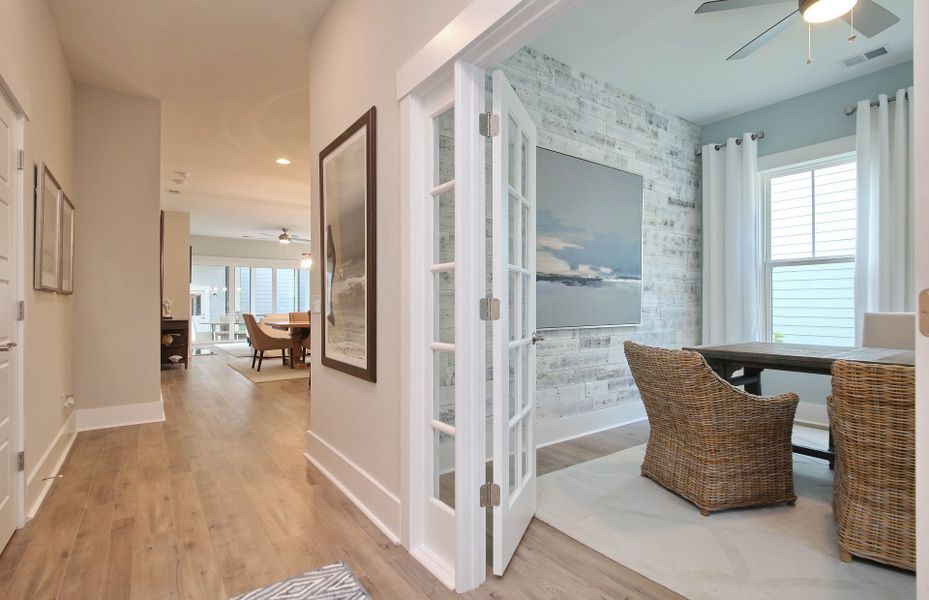 Representative furnished interior of a home built from the Sweetgrass by Pulte Homes in Long Savanna, Charleston (Image 13).