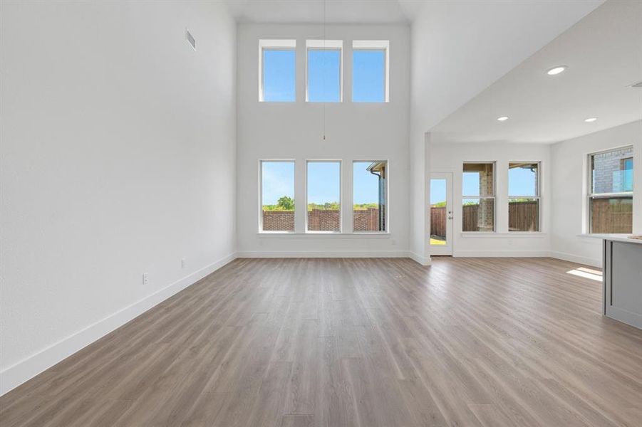 Spacious, unfurnished interior of a new home in Vintage Village, Argyle (Image 18).