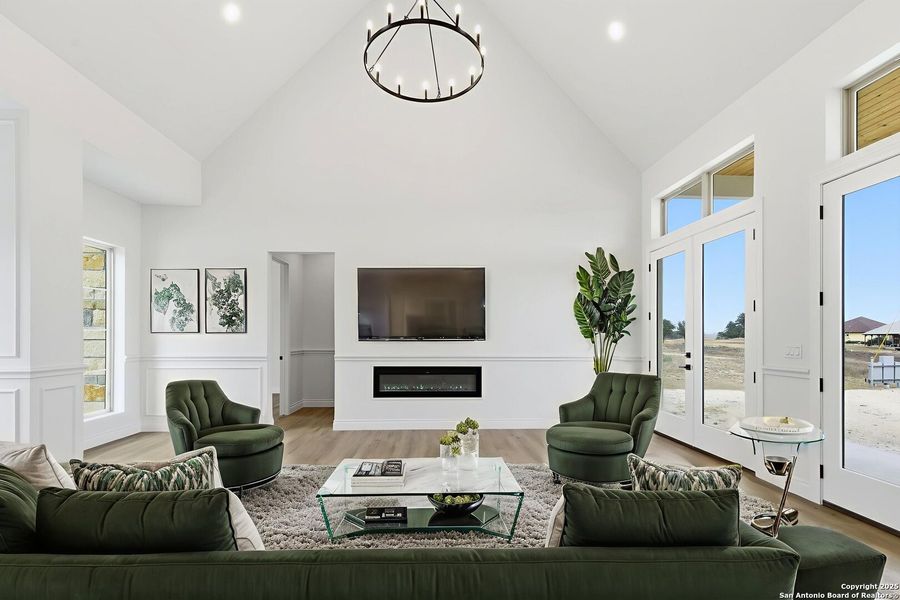 Furnished interior view inside a new home in , Bandera (Image 19).