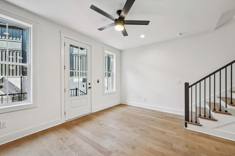 Spacious, unfurnished interior of a new home in , Atlanta (Image 28).