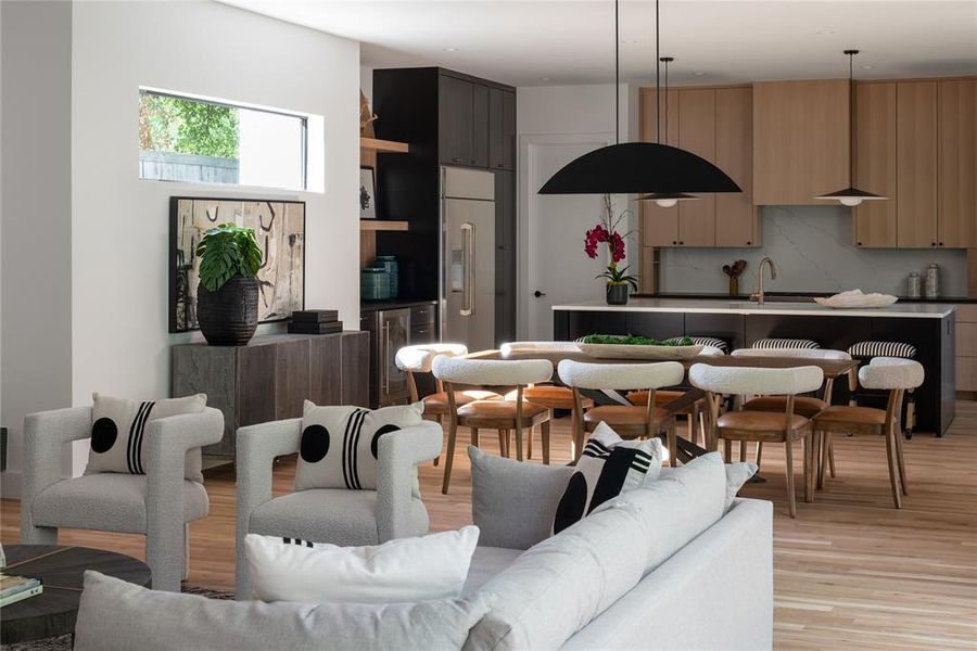 Furnished interior view inside a new home in , Dallas (Image 25).