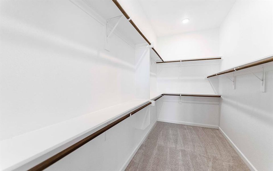 Spacious, unfurnished interior of a new home in Solterra, Mesquite (Image 22).