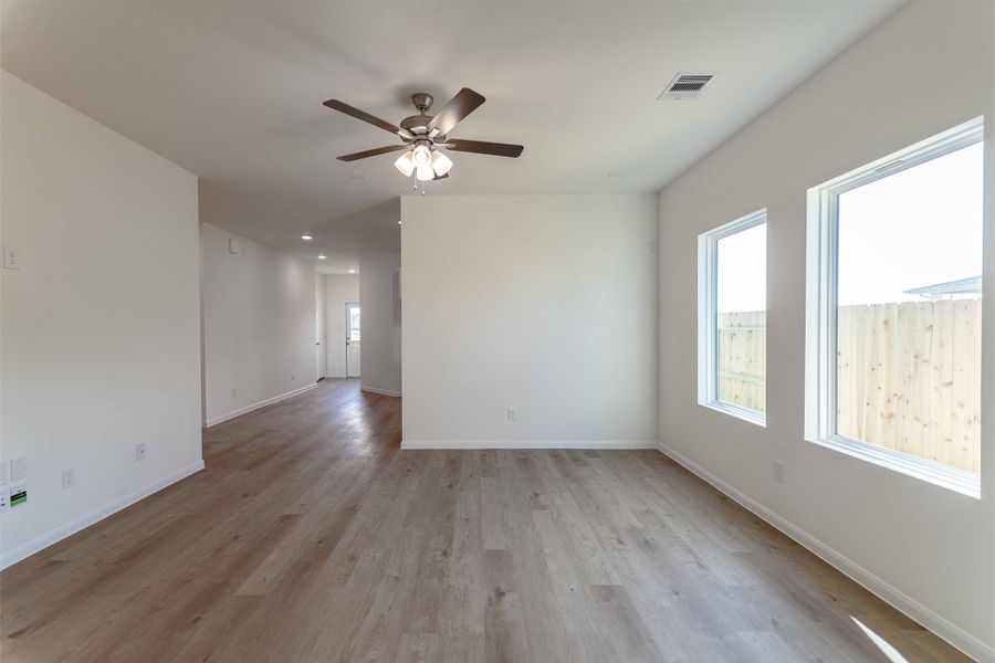 Spacious, unfurnished interior of a new home in Colony at Pinehurst, Pinehurst (Image 7). Spacious, unfurnished interior of a new home in Colony at Pinehurst, Pinehurst (Image 7).