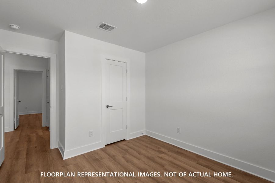 Image 27 of a home in Miller's Pond. Image 27 of a home in Miller's Pond.