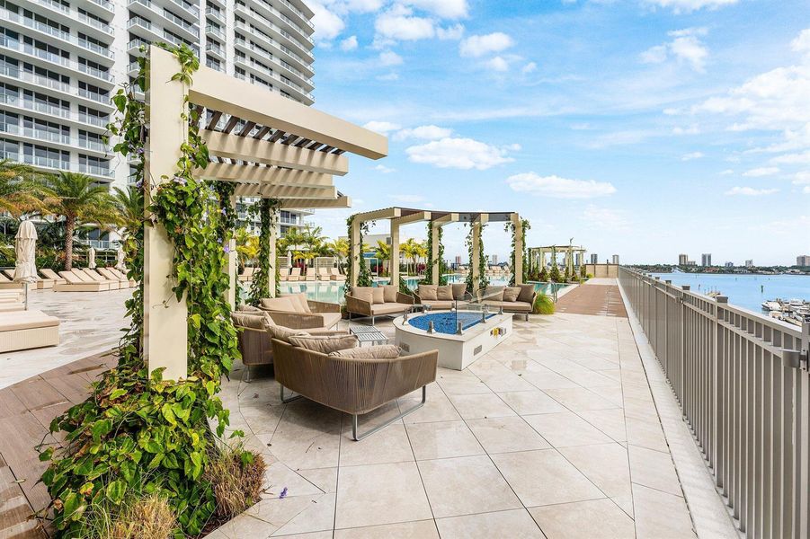 053-220LakeShoreDrive-1613-LakePark-FL-3 053-220LakeShoreDrive-1613-LakePark-FL-3