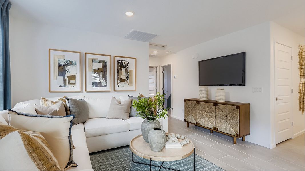 2557 Heather Great 1of3 F1