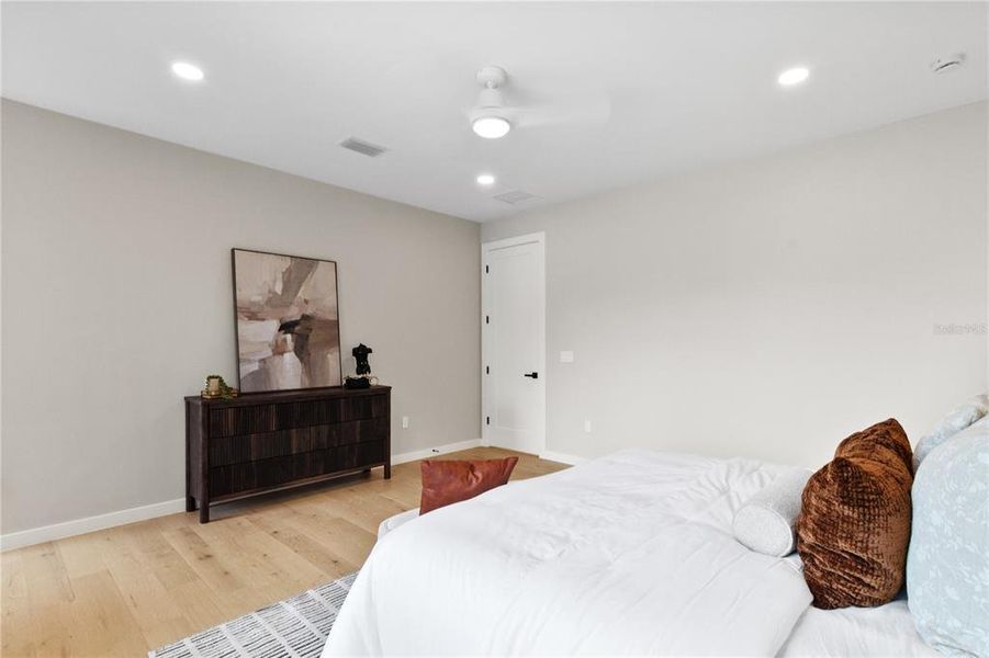 Furnished interior view inside a new home in , Orlando (Image 10). Furnished interior view inside a new home in , Orlando (Image 10).