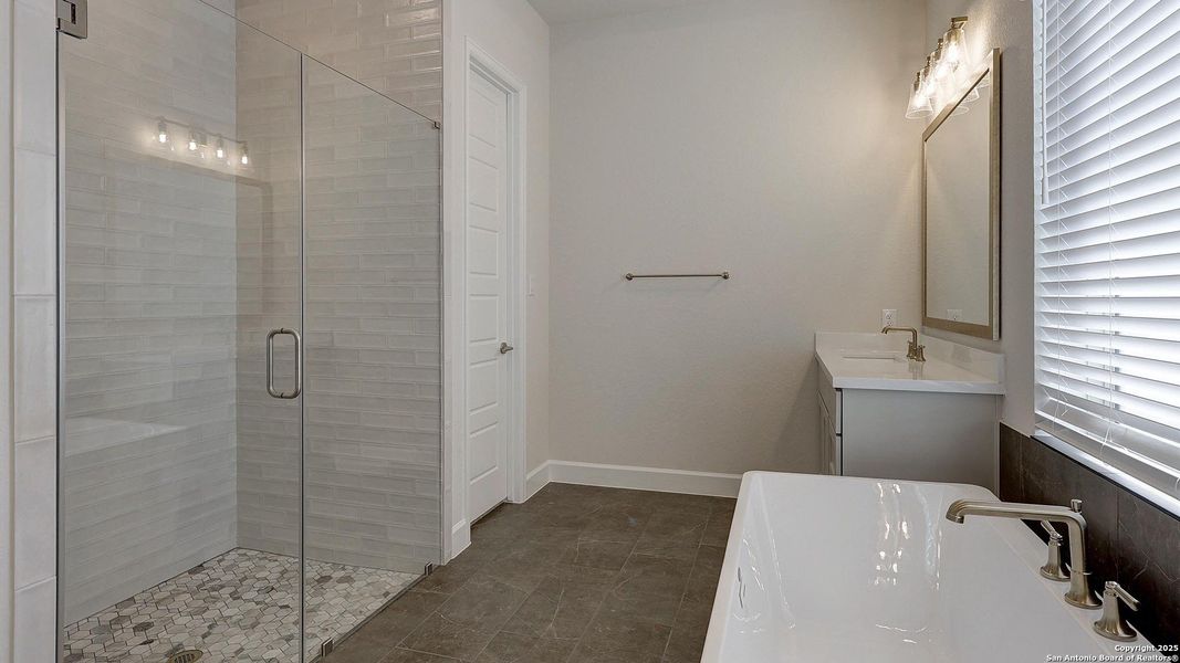 Furnished interior view inside a new home in Esperanza 80', Boerne (Image 6). Furnished interior view inside a new home in Esperanza 80', Boerne (Image 6).