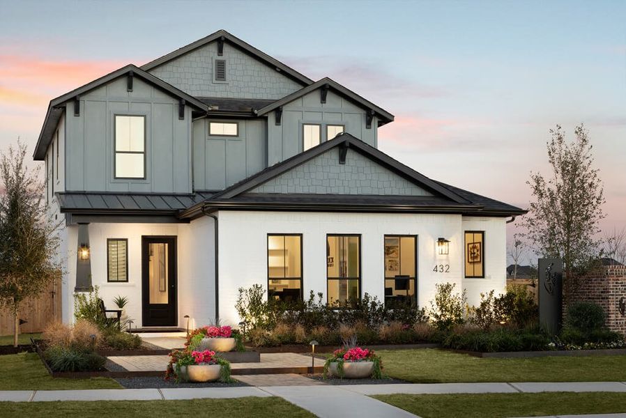 Front exterior of a home in the Grange 40' Homesites community, located in Katy, TX (Image 10).