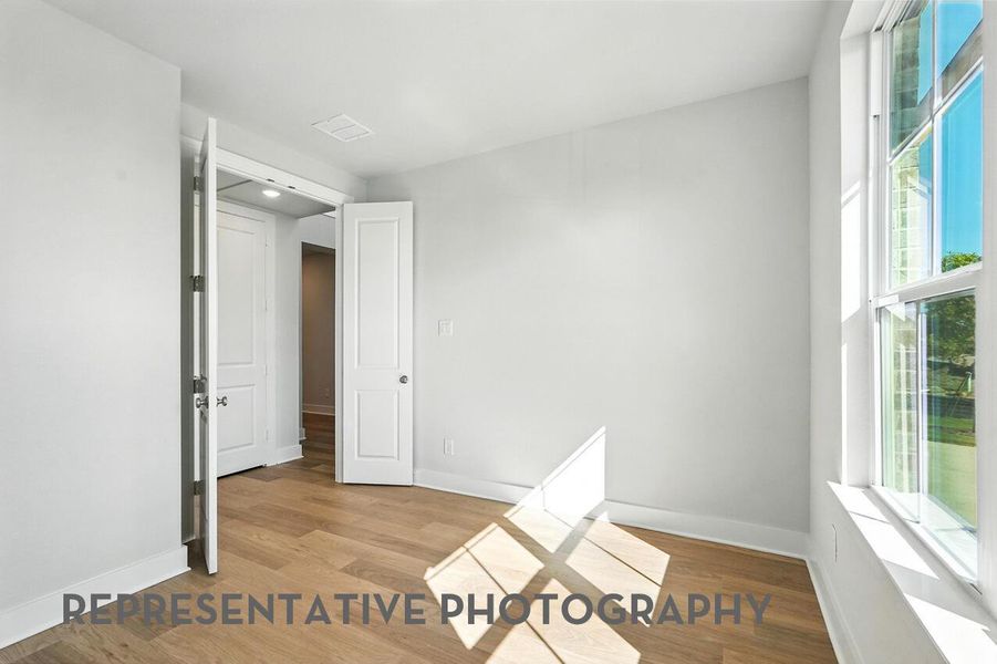 Spacious, unfurnished interior of a new home in Easton Park, Austin (Image 17).