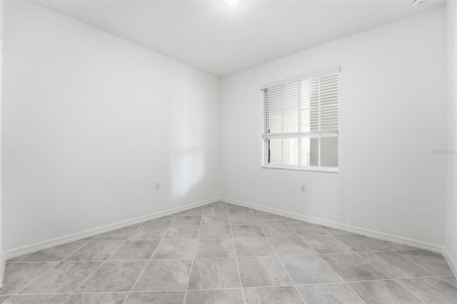 Spacious, unfurnished interior of a new home in , Punta Gorda (Image 24).