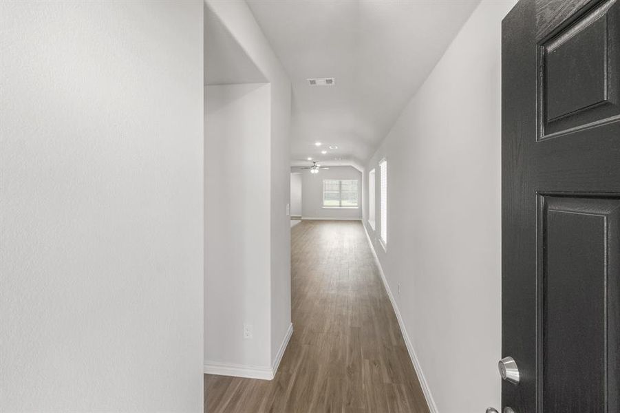 Spacious, unfurnished interior of a new home in Retreat at Fossil Creek, Fort Worth (Image 12).