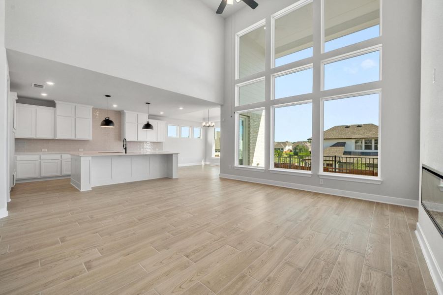 Spacious, unfurnished interior of a new home in Provence, Austin (Image 13).