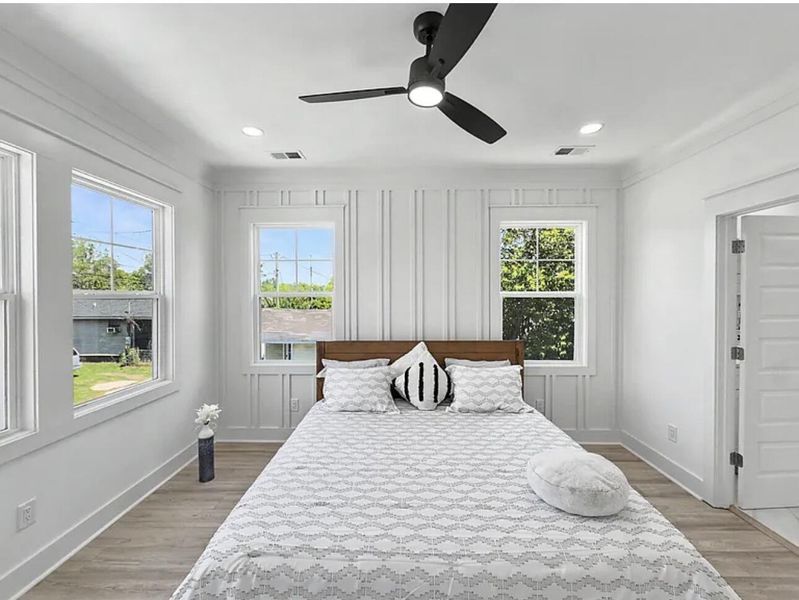 Furnished interior view inside a new home in , North Charleston (Image 16).