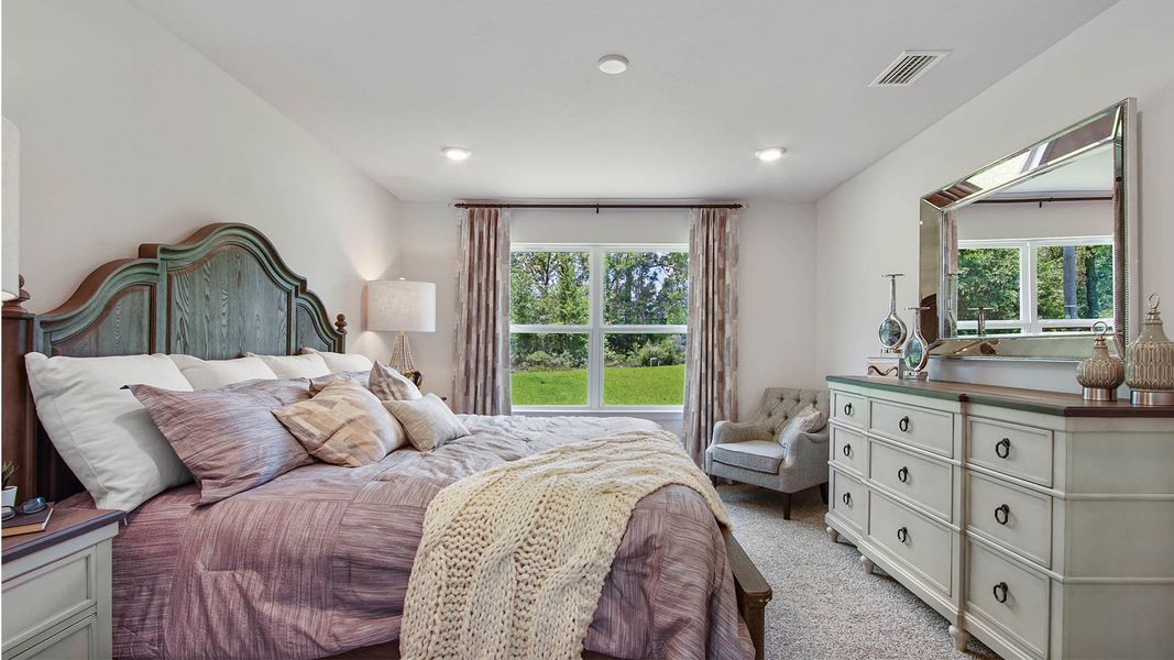 Representative furnished interior of a home built from the Cali by D.R. Horton in Ashton Park Phase III, Freeport (Image 19).