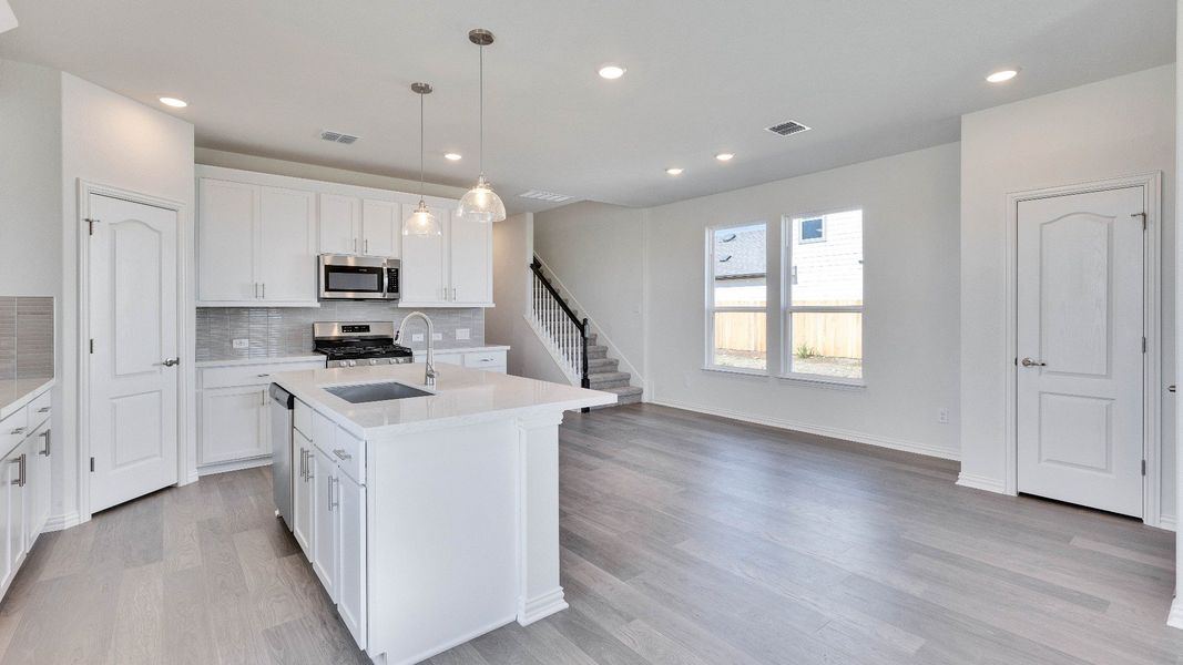 White Rock Floor Plan - Representative Photo