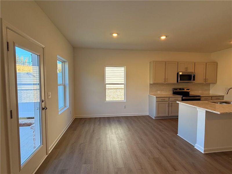 Image 35 of a home in Leydenview.