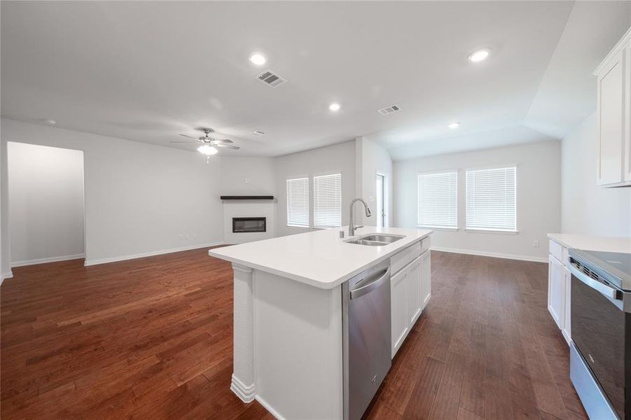 Image 26 of a home in Churchill: Meadows 50'. Image 26 of a home in Churchill: Meadows 50'.