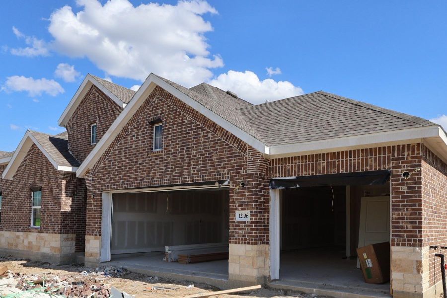 One-story home with 4 beds, 2.5 baths and 4 car tandem garage One-story home with 4 beds, 2.5 baths and 4 car tandem garage