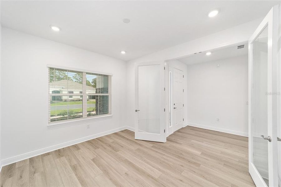 Spacious, unfurnished interior of a new home in , Ocala (Image 36).