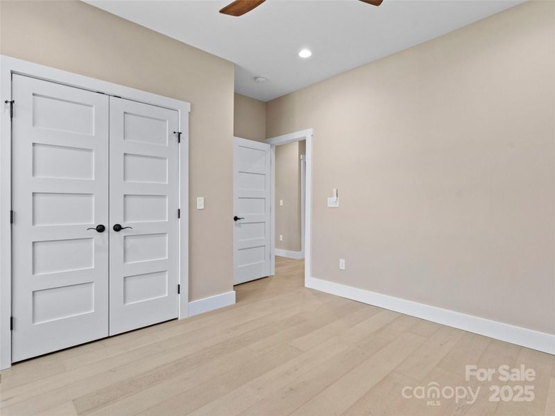 Spacious, unfurnished interior of a new home in , Hendersonville (Image 27). Spacious, unfurnished interior of a new home in , Hendersonville (Image 27).