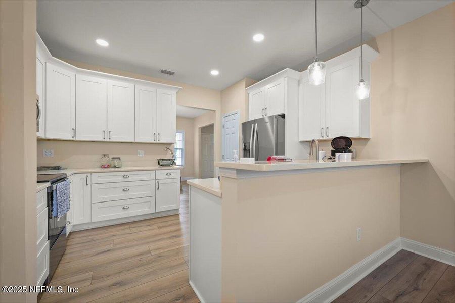 Furnished interior view inside a new home in , Callahan (Image 14).