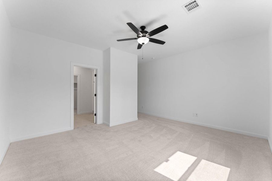 Spacious, unfurnished interior of a new home in , Spring (Image 19).
