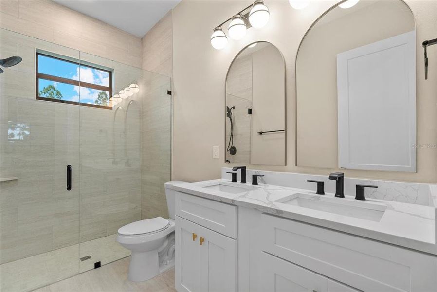 Furnished interior view inside a new home in , Port Charlotte (Image 10).