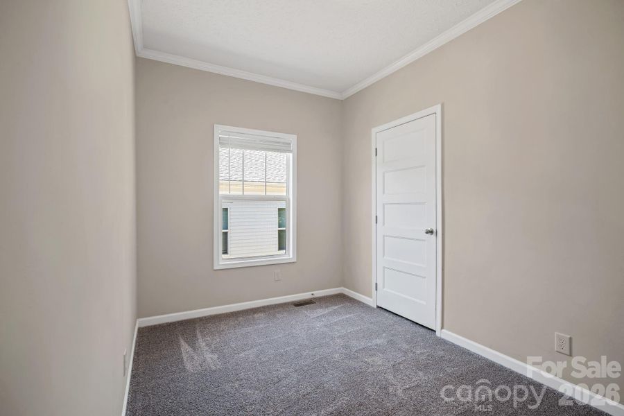 Spacious, unfurnished interior of a new home in , Asheville (Image 22).