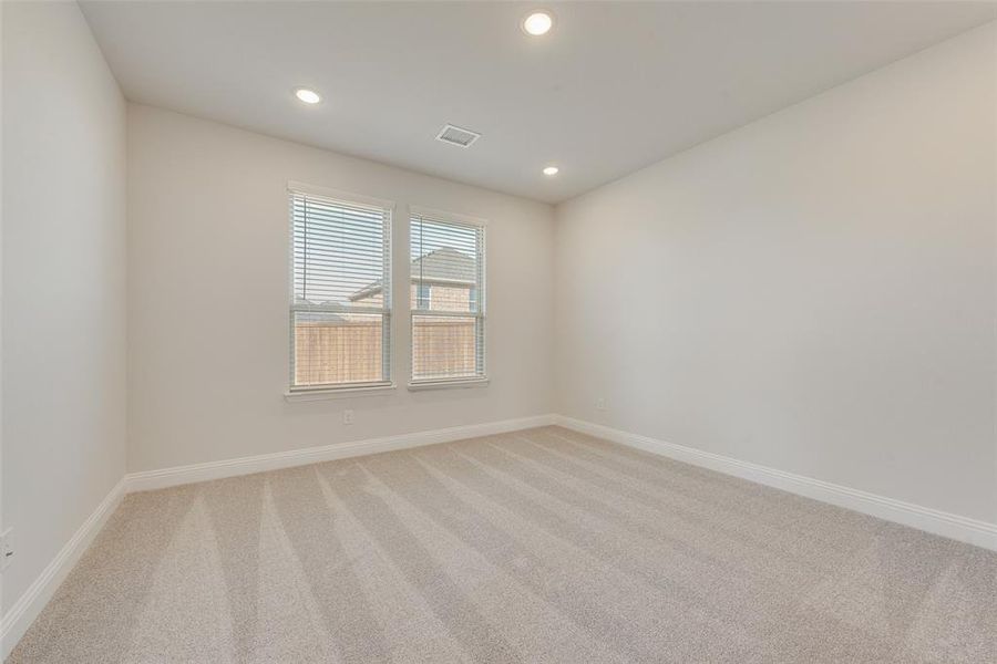 Spacious, unfurnished interior of a new home in Walden Pond, Forney (Image 19).