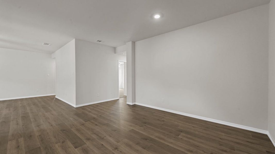 Spacious, unfurnished interior of a new home in Wildwood, Royse City (Image 25).