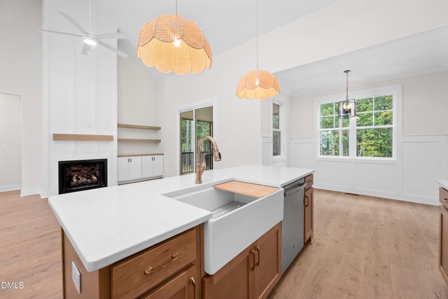 Main Living area (11)