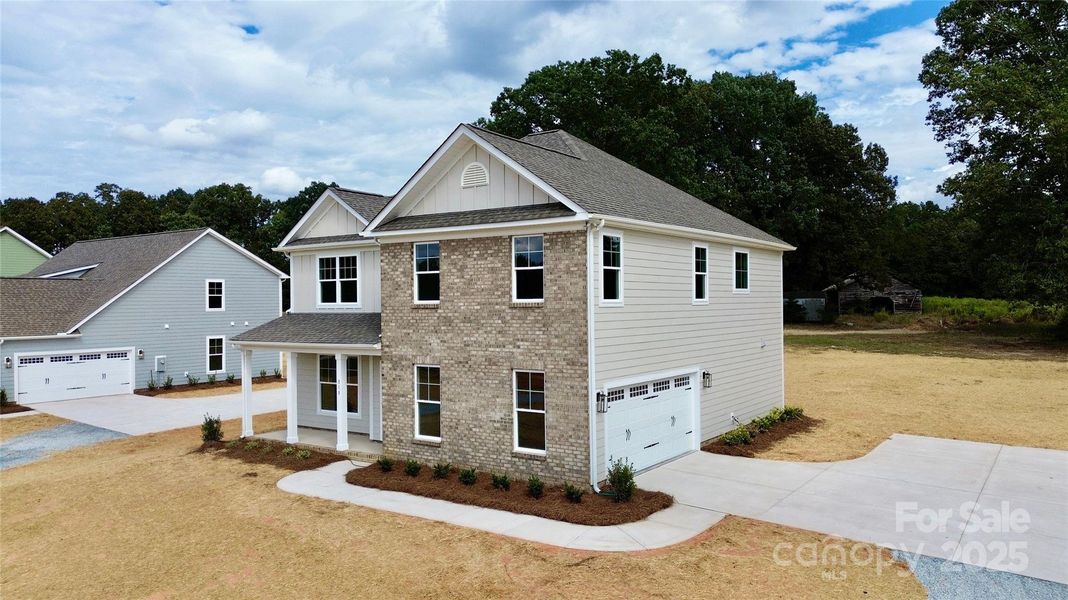 Image 32 of a home in .